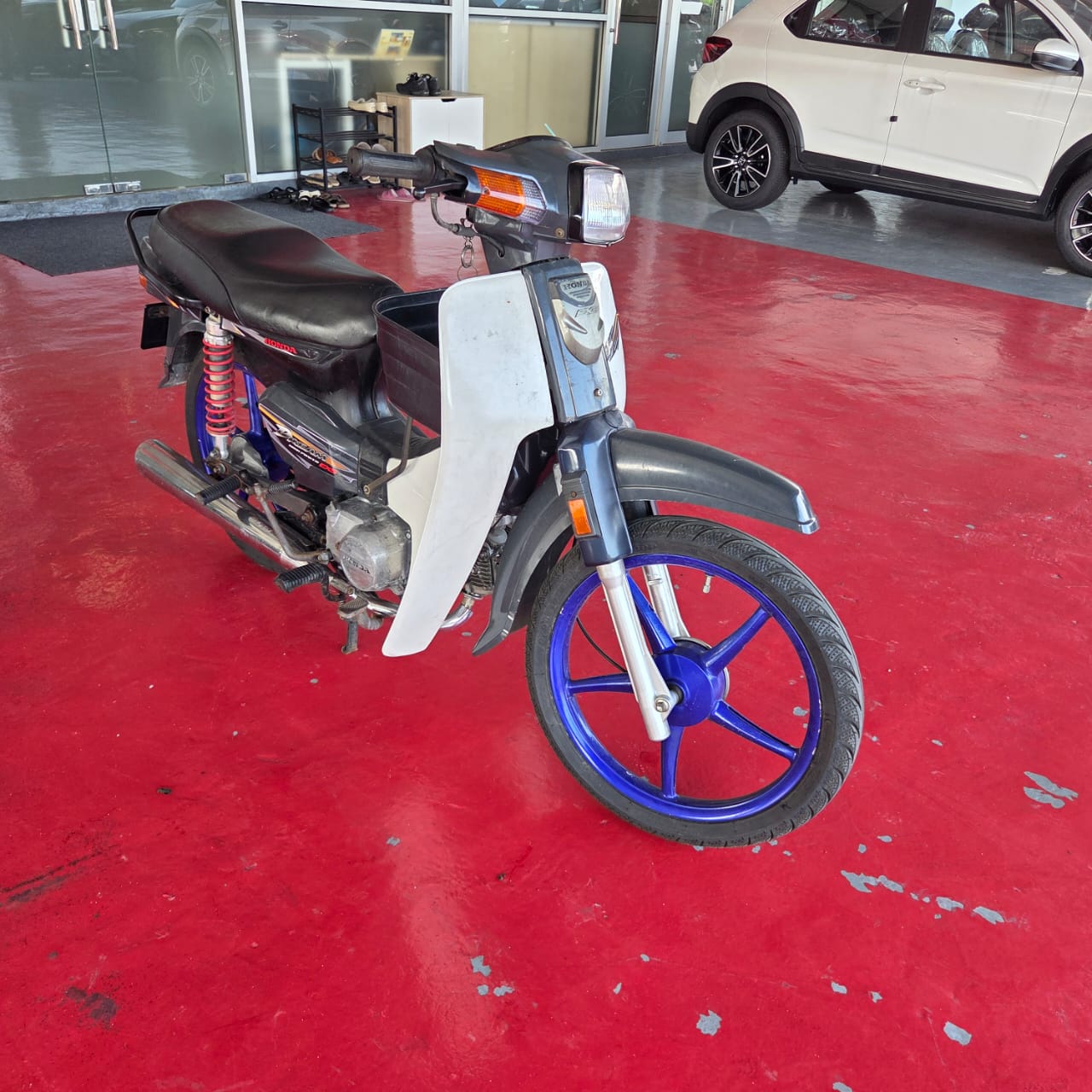 HONDA EX5