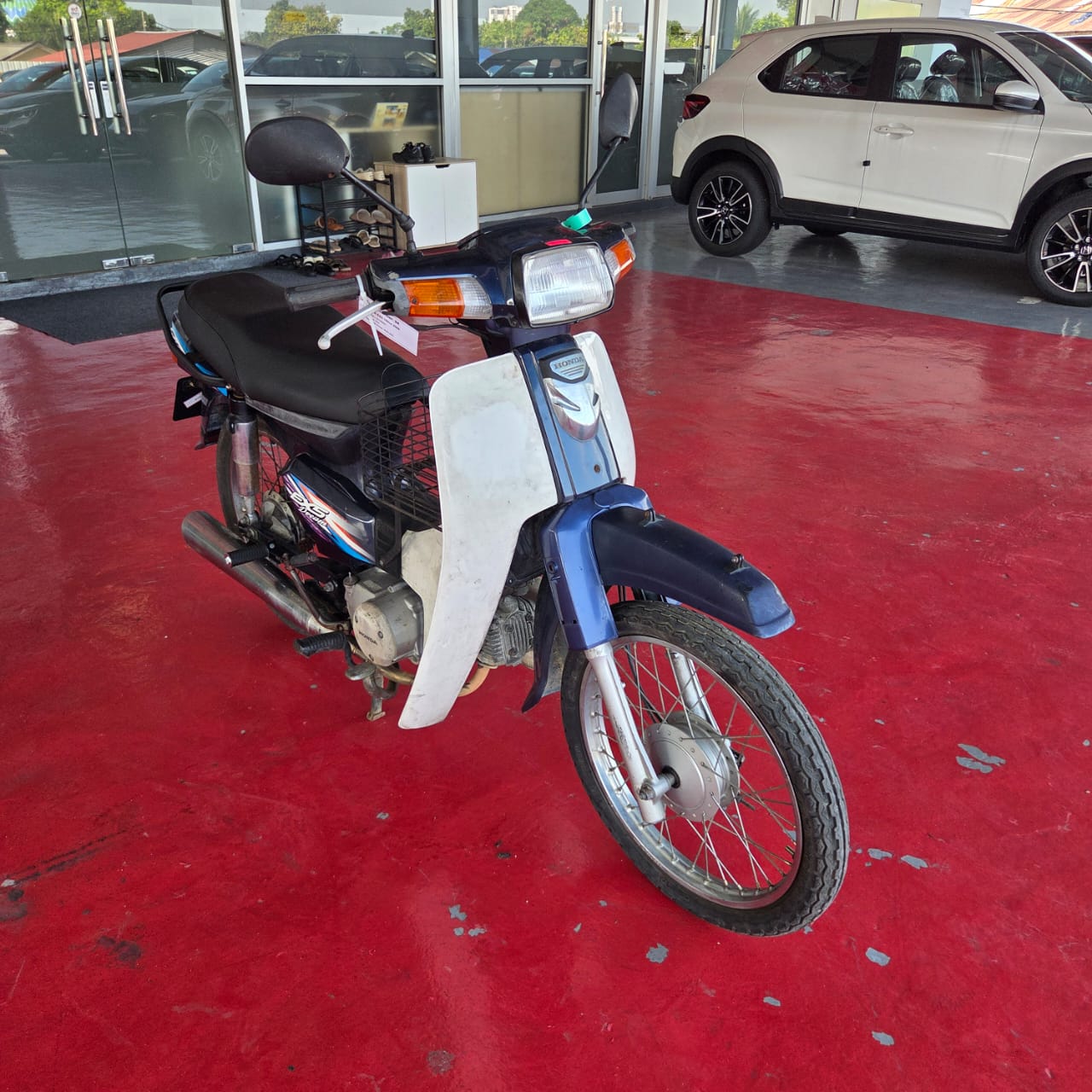 HONDA EX5