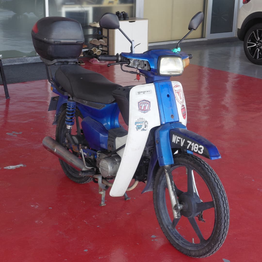 HONDA EX5