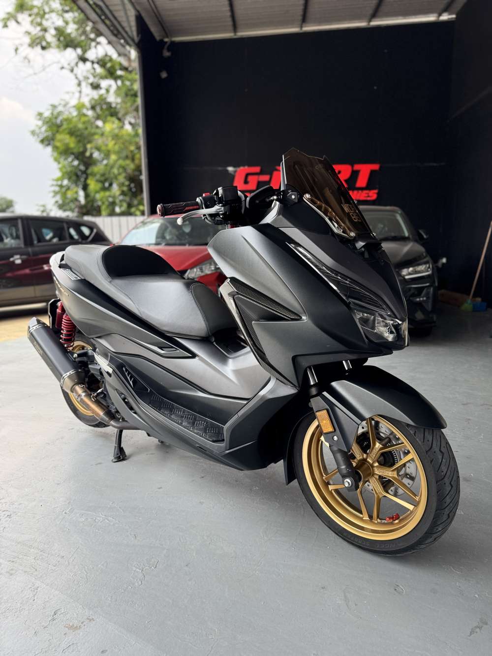 HONDA NSS250A (FORZA)